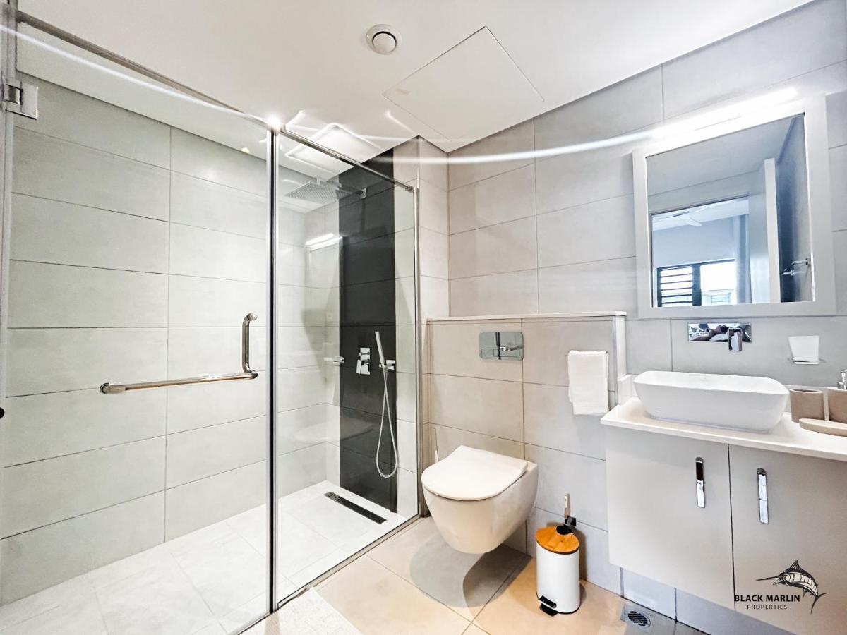 Black Marlin Apartments Pereybere Beach Ngoại thất bức ảnh