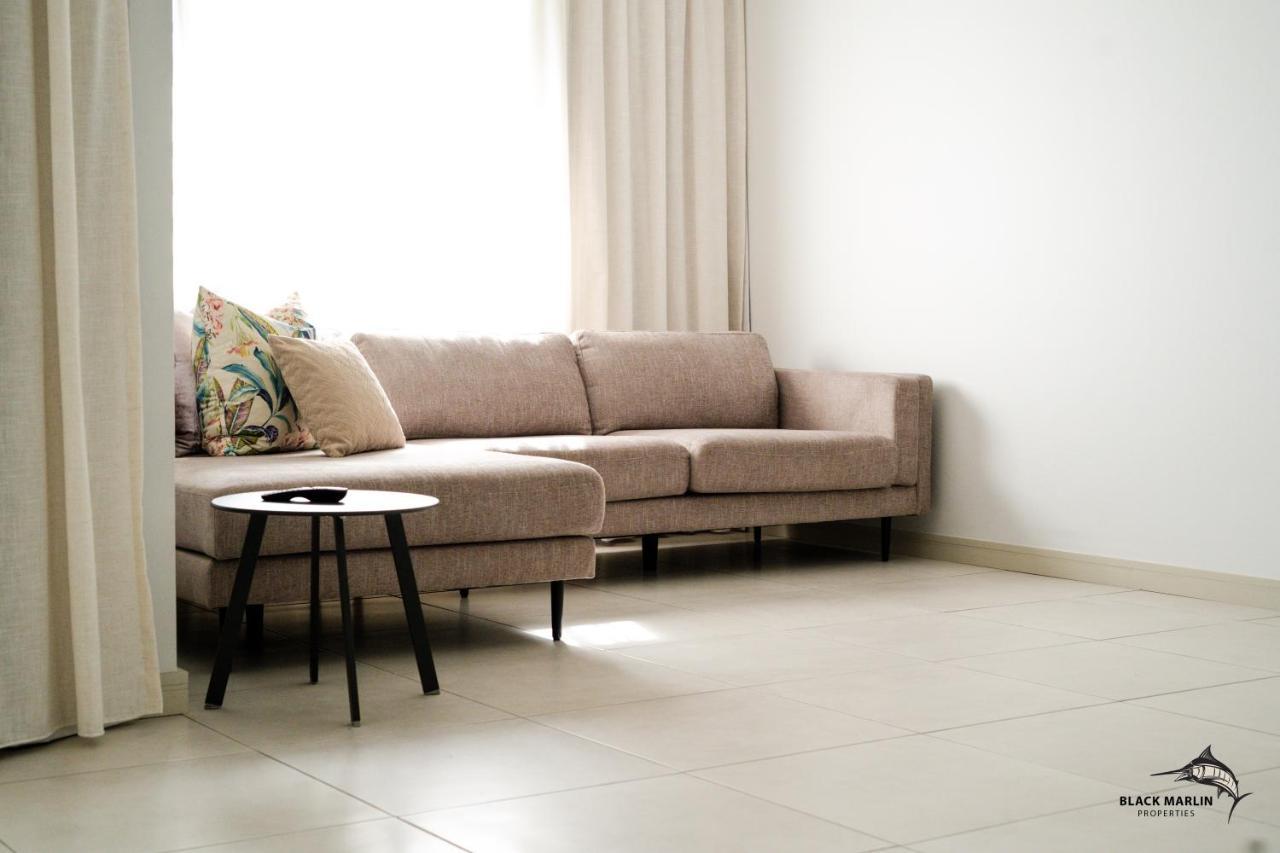 Black Marlin Apartments Pereybere Beach Ngoại thất bức ảnh