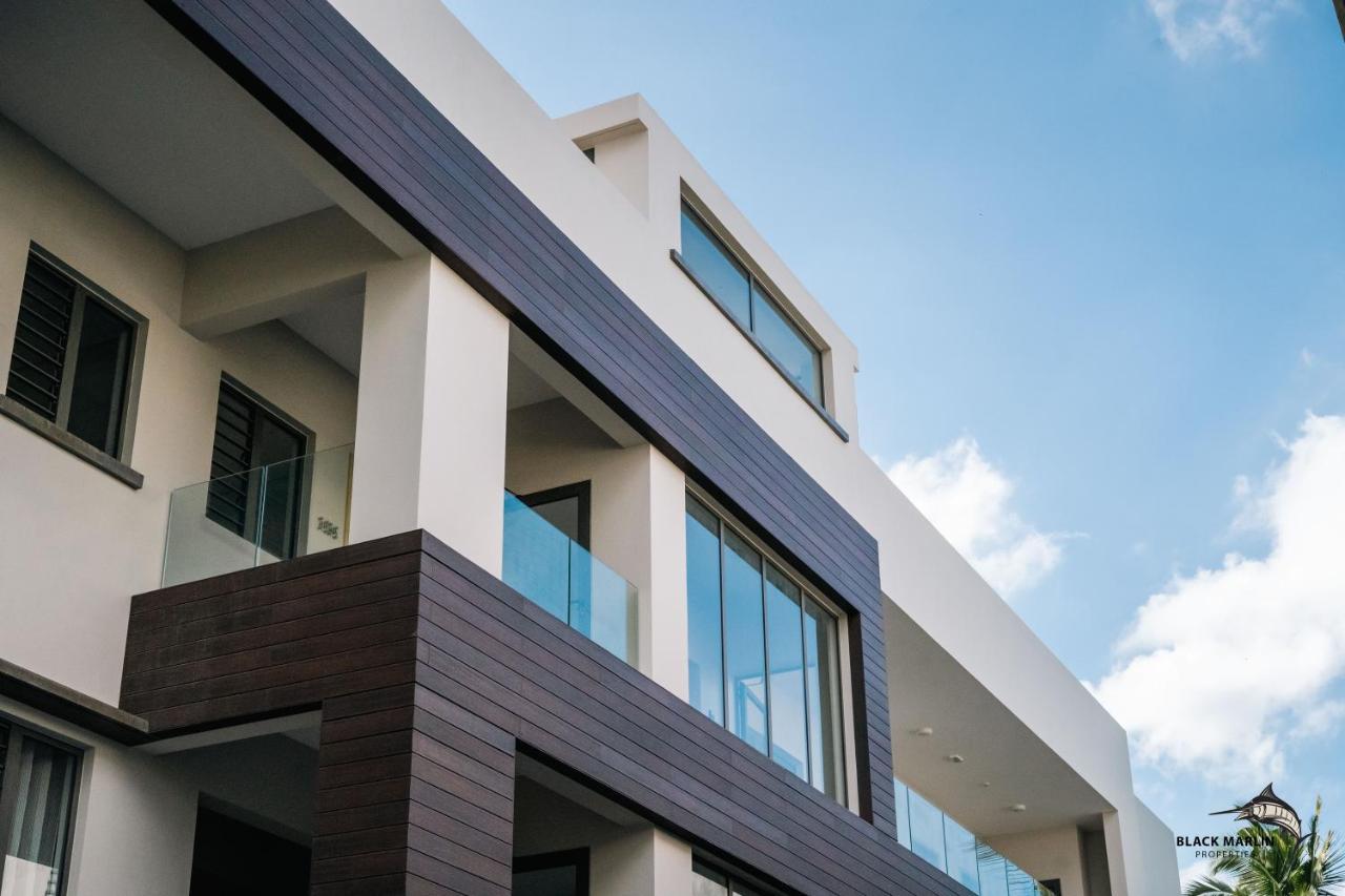 Black Marlin Apartments Pereybere Beach Ngoại thất bức ảnh