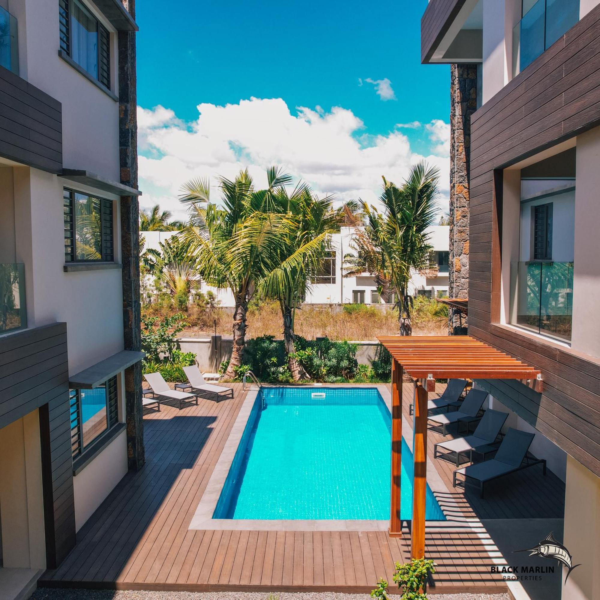 Black Marlin Apartments Pereybere Beach Ngoại thất bức ảnh