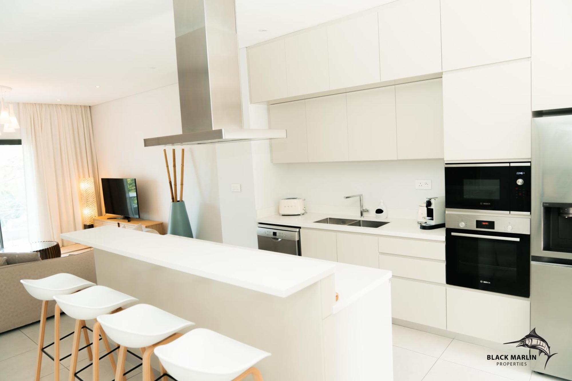 Black Marlin Apartments Pereybere Beach Ngoại thất bức ảnh