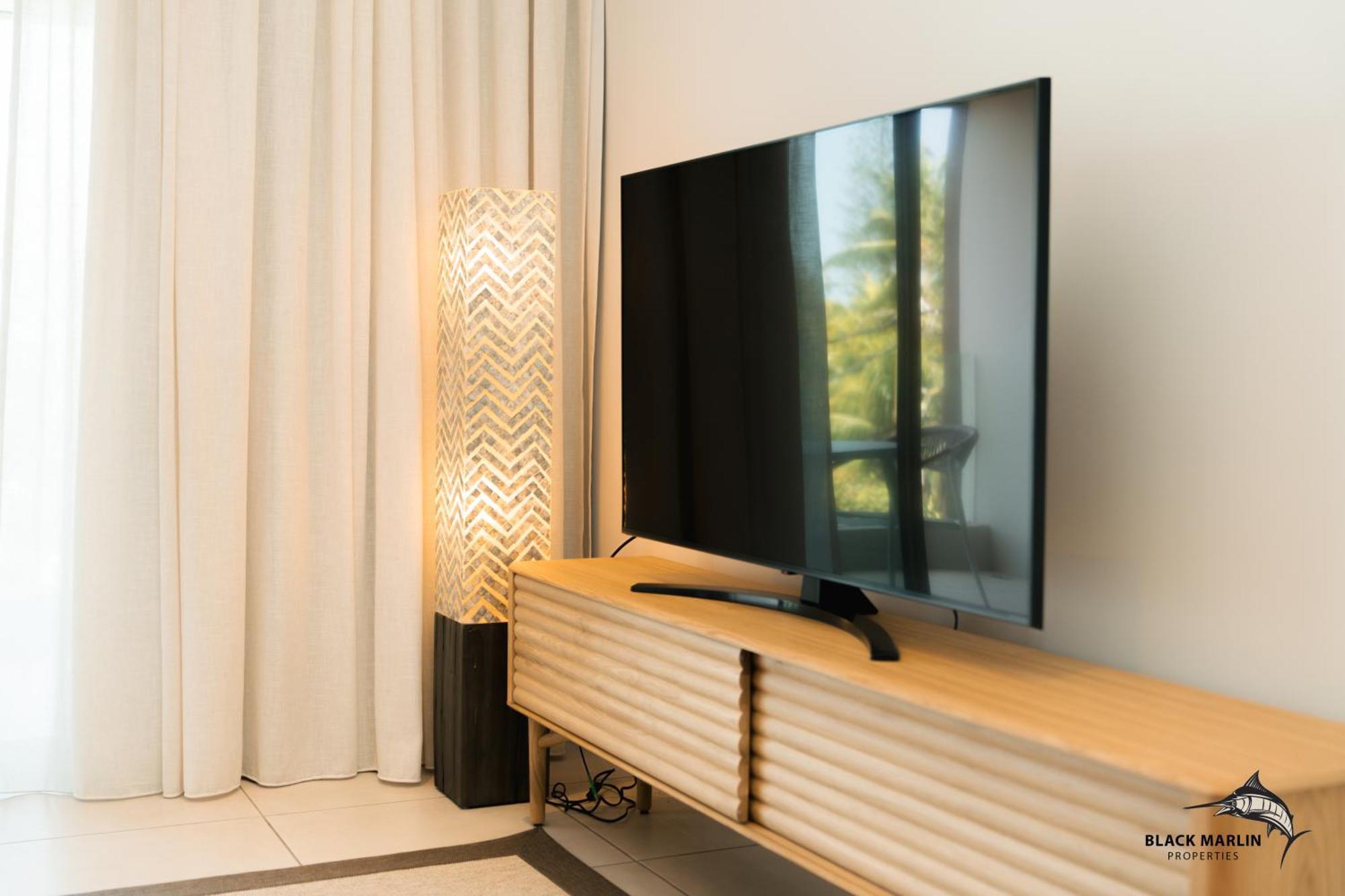 Black Marlin Apartments Pereybere Beach Ngoại thất bức ảnh