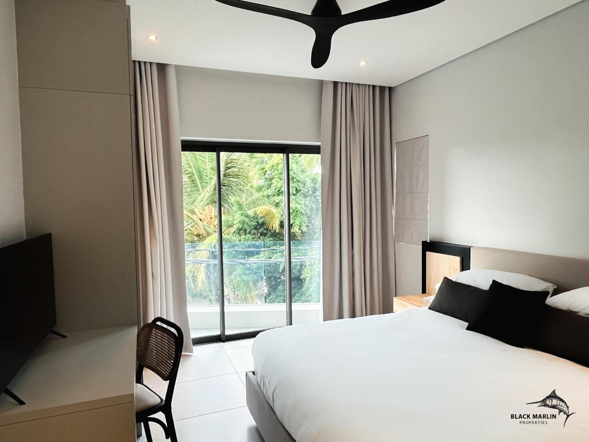 Black Marlin Apartments Pereybere Beach Ngoại thất bức ảnh